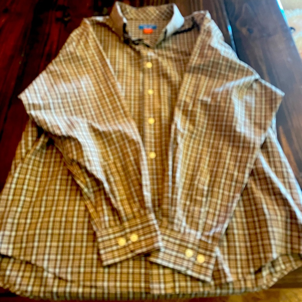 Puritan XL Men’s button down long as sleeve dress shirt